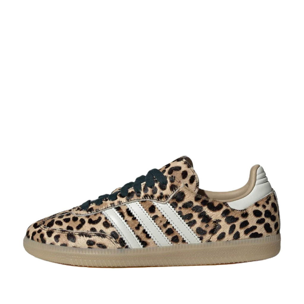 adidas Superstar comfortable versatile women's sneakers - the pictured colorway