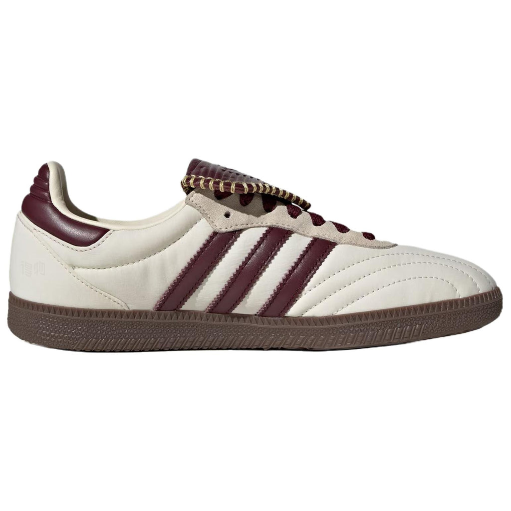 adidas Superstar classic women's sneakers - White