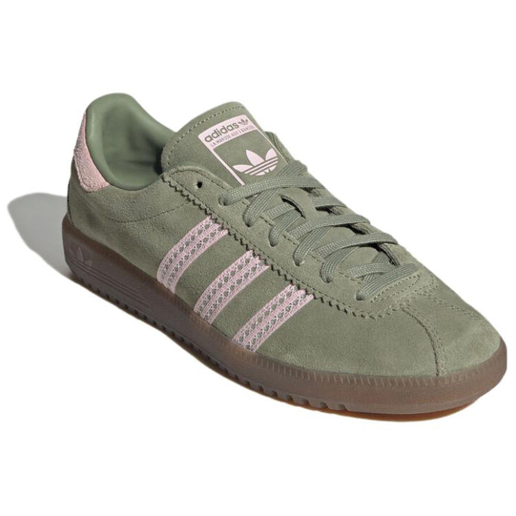 adidas Superstar comfortable versatile women's sneakers - the pictured colorway