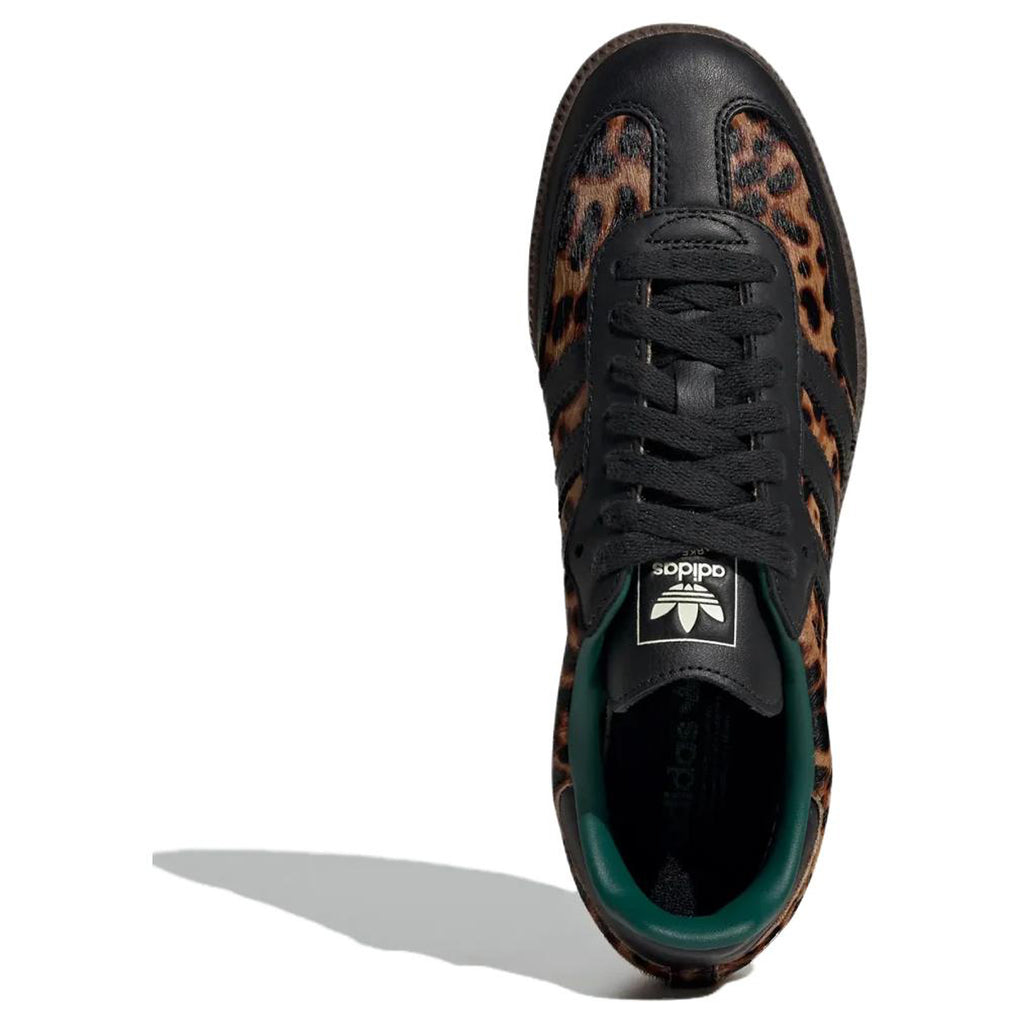 adidas Superstar comfortable versatile low-profile sole women's sneakers - the pictured colorway